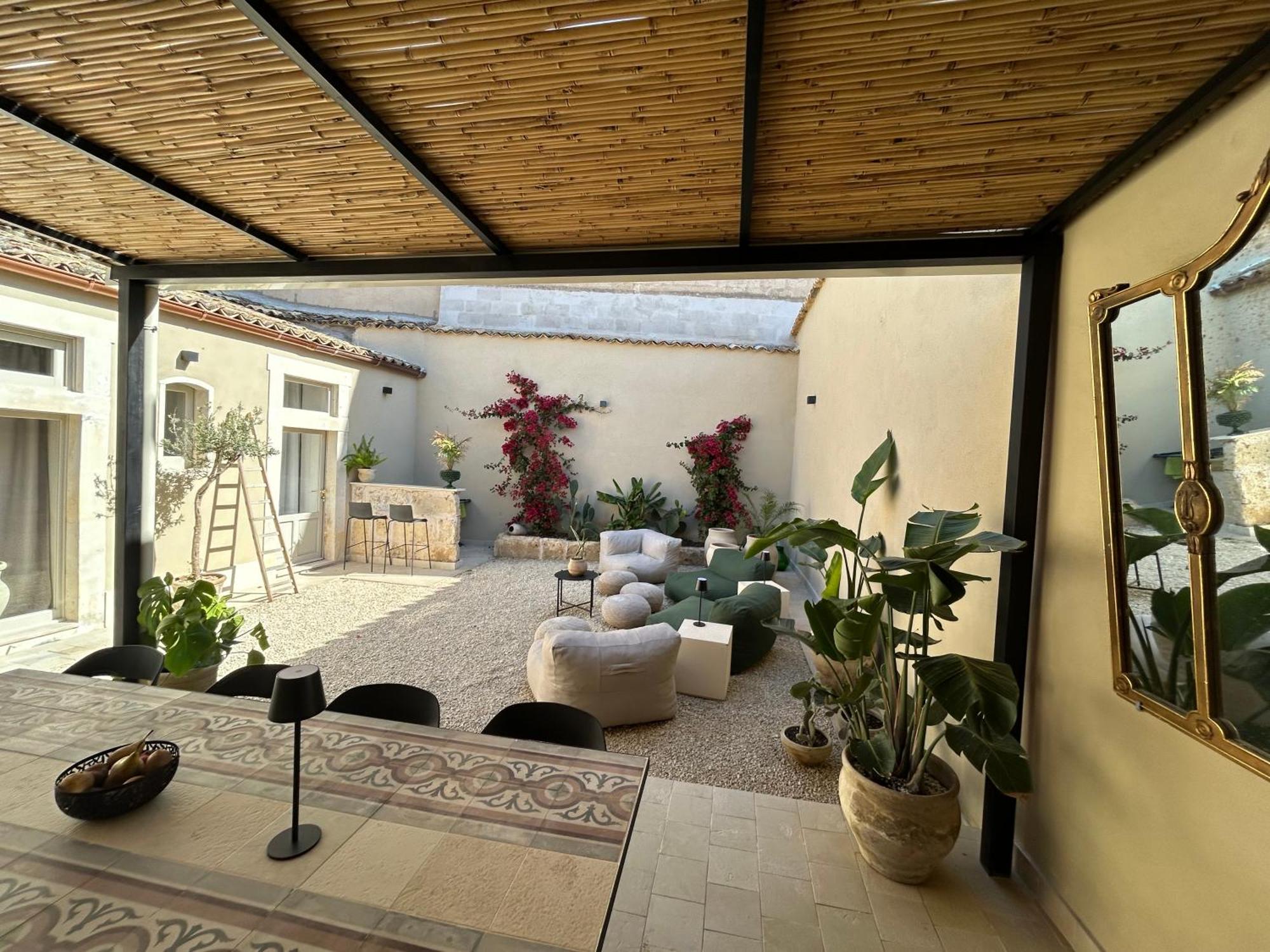 Notus Rooms Noto Exterior photo